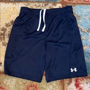 Youth Large Black UnderArmour Athletic Shorts